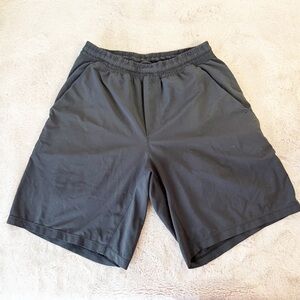 LULULEMON Men’s Athletic Shorts in Black Size Medium